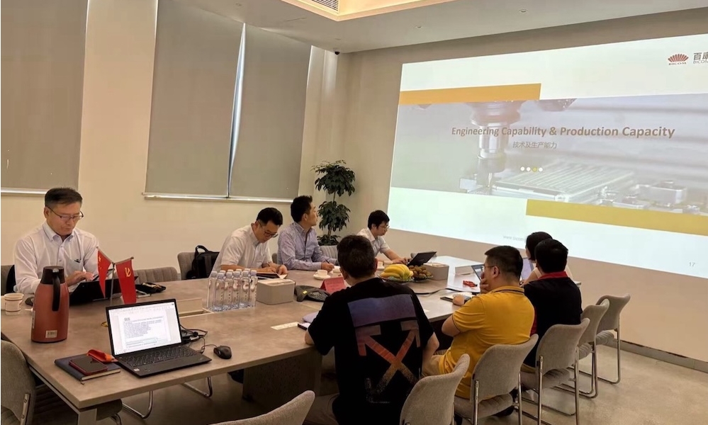 Toyota-Bicom Optics 1.jpg